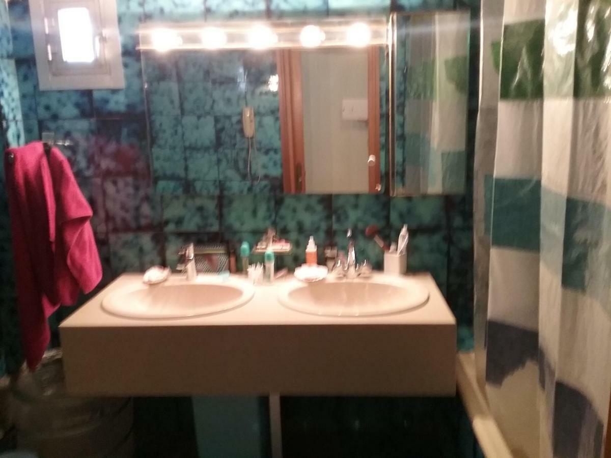 הוילה Peraía Maisonette Afroditi מראה חיצוני תמונה